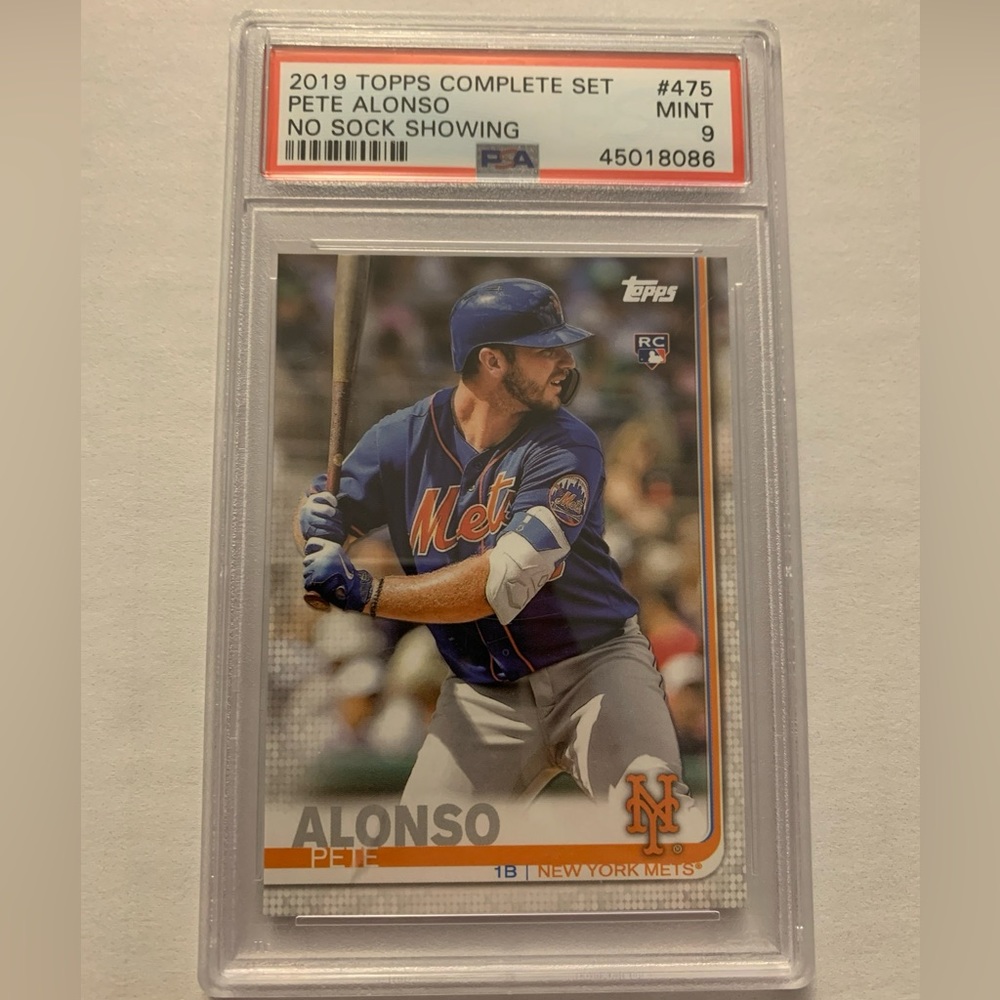 2019 Topps Complete Set Pete Alonso No Sock Showing RC PSA 9  #475 Mets